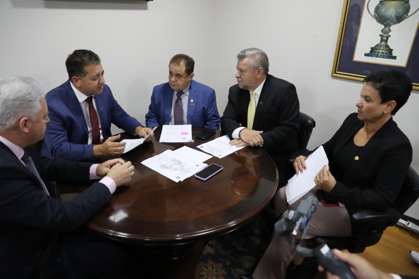 Comissão na Alep analisa hoje o projeto de lei do ‘Programa Paraná Amigo do Idoso’