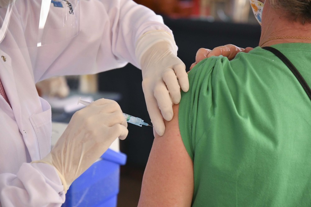 Sábado tem multivacinação em festa especial para as crianças na Praça Santos Dumont