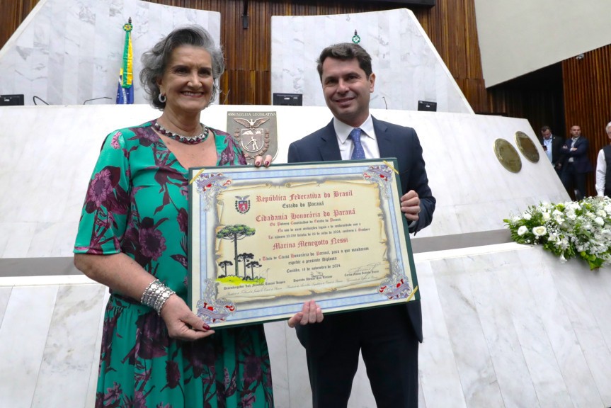 Alep entrega o título de Cidadã Honorária do Paraná a Marina Nessi, idealizadora da Casacor