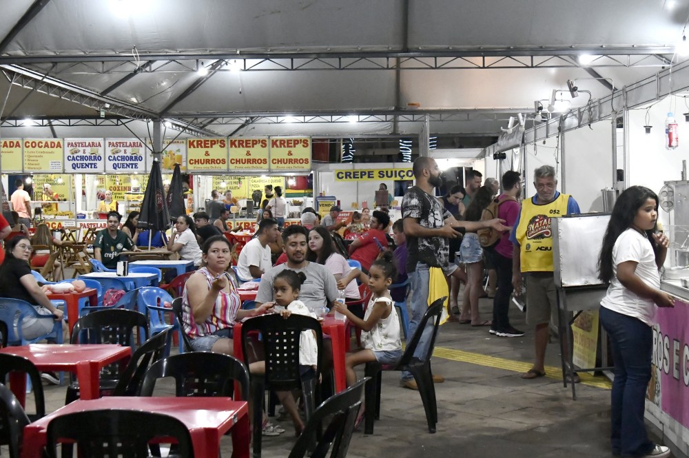 Prefeitura abre inscrições para comerciantes que atuarão nas festividades natalinas