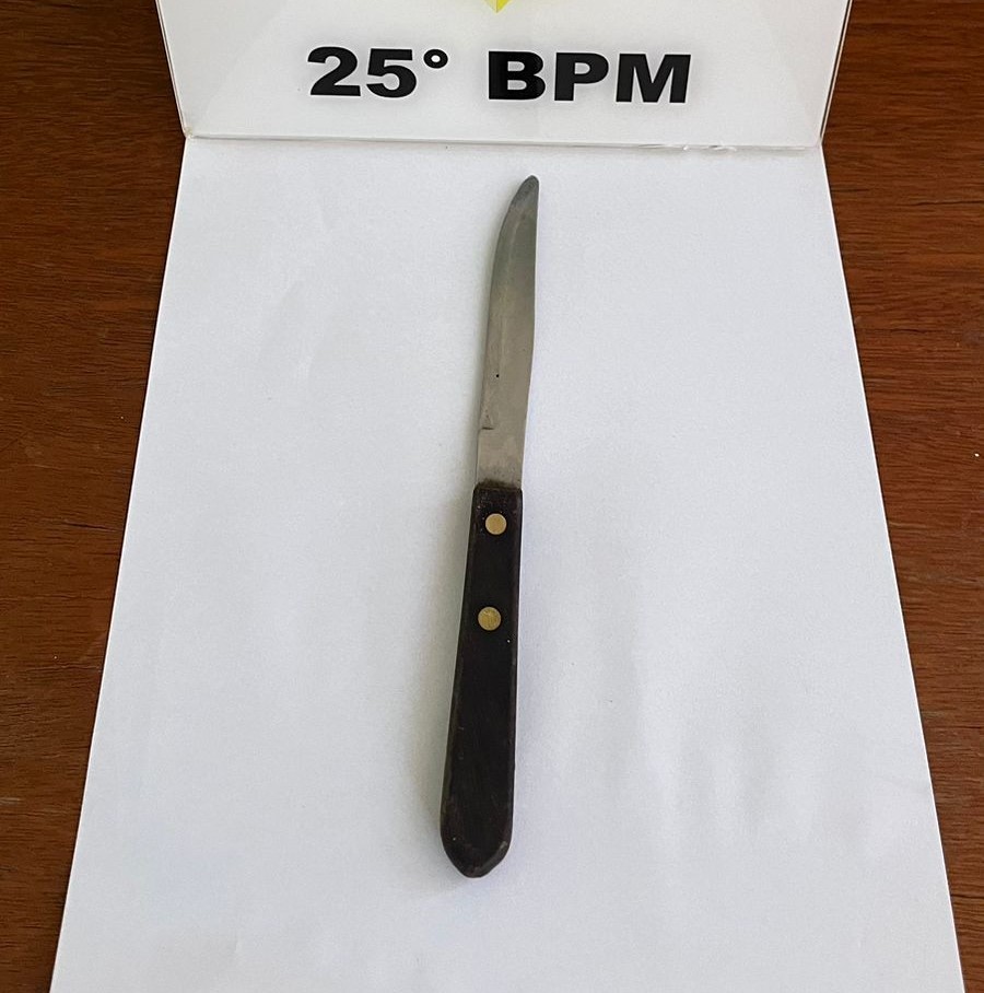 Com faca de cozinha homem ‘fura’ o irmão que o forçava a dar dinheiro para ele comprar cachaça