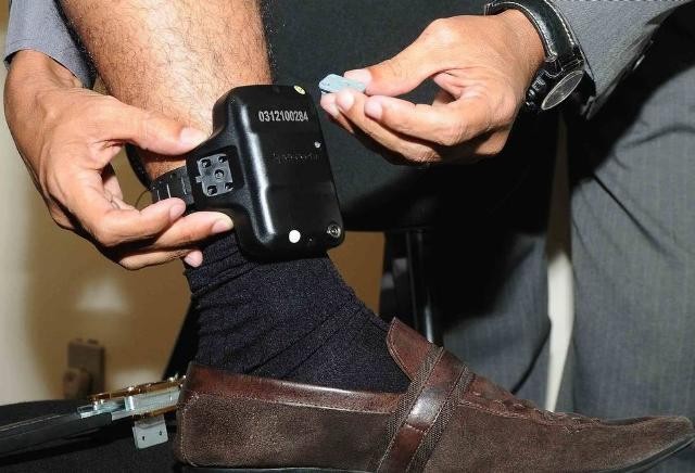 Depen pode contratar monitoramento com tornozeleiras, mas recebe 22 determinações