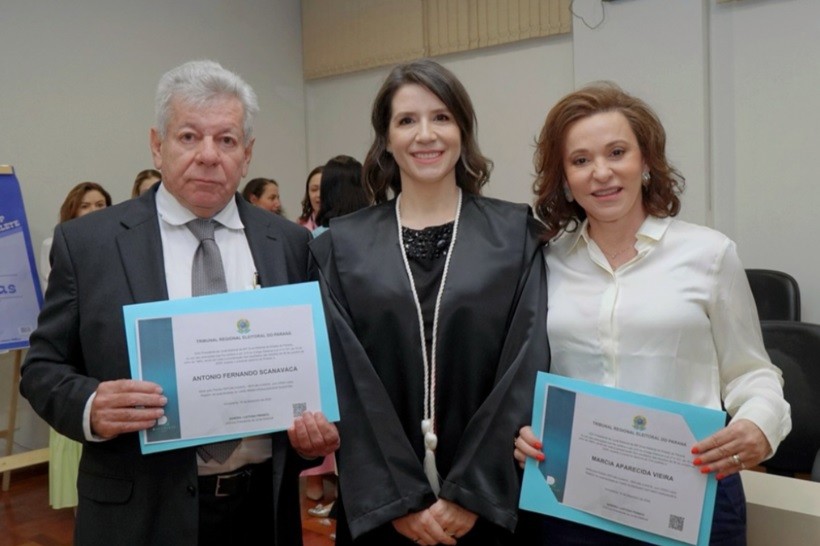 Fernando Scanavaca, Marcia Bononi – prefeito e vice – e vereadores eleitos são diplomados para a gestão 2025-2028