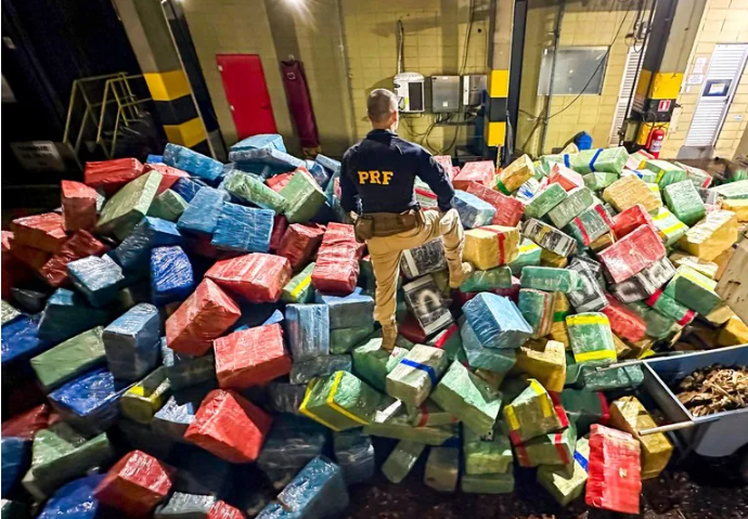 Recorde histórico! PRF apreende 284 toneladas de drogas no Paraná em 2024