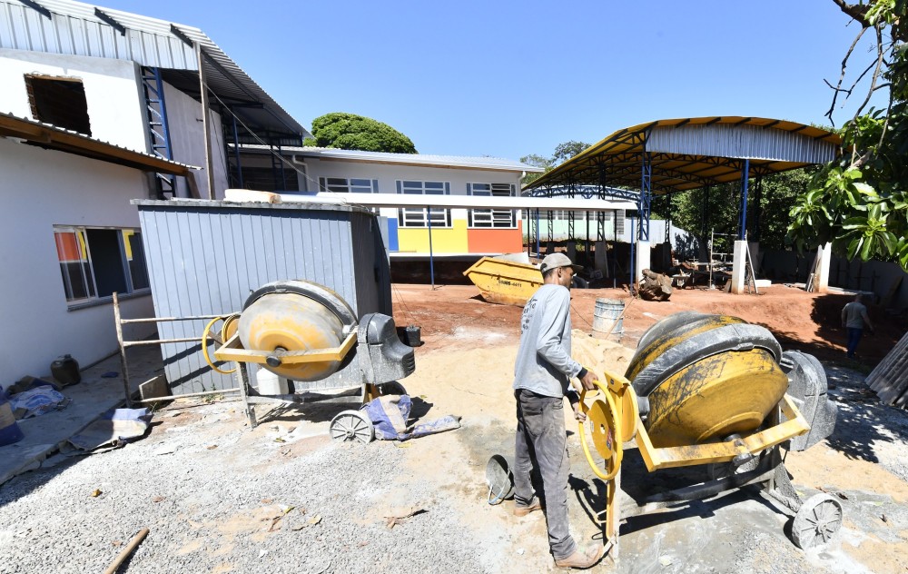 Prefeito Scanavaca determina aceleração no ritmo de obras para atender a população