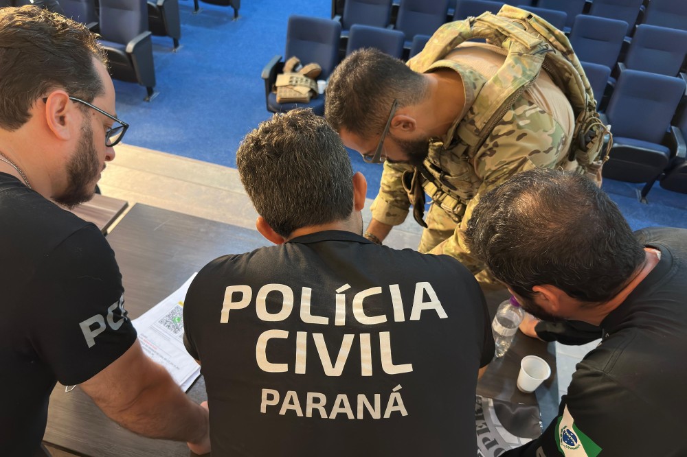 De salmão a roupas: PCPR prende cinco envolvidos em desvios de cargas milionárias