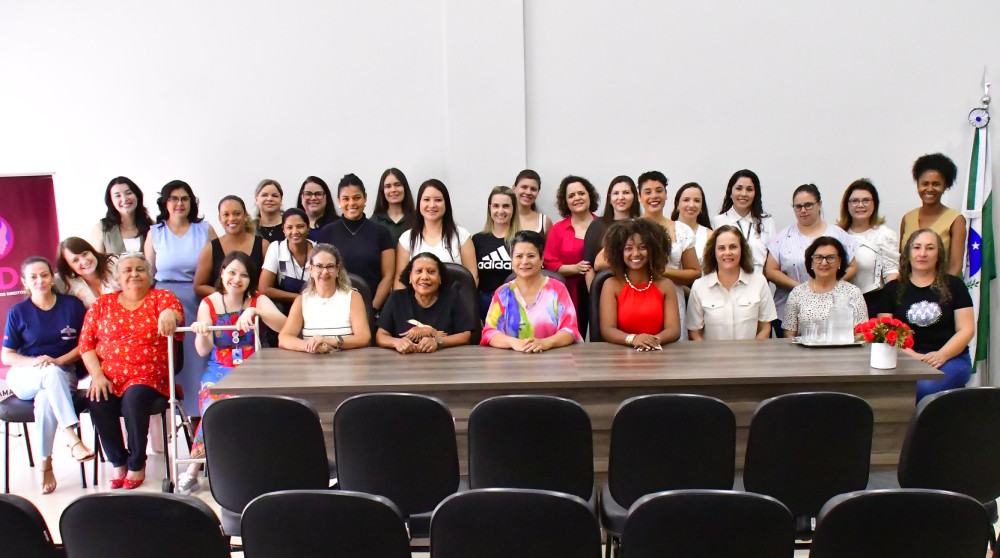 Conselheiras do CMDM são empossadas e elegem a nova diretoria executiva
