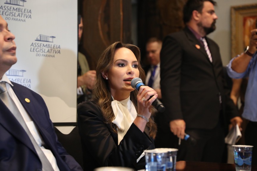 “Essa mesa executiva representa um novo momento na política paranaense”, afirma deputada Maria Victoria