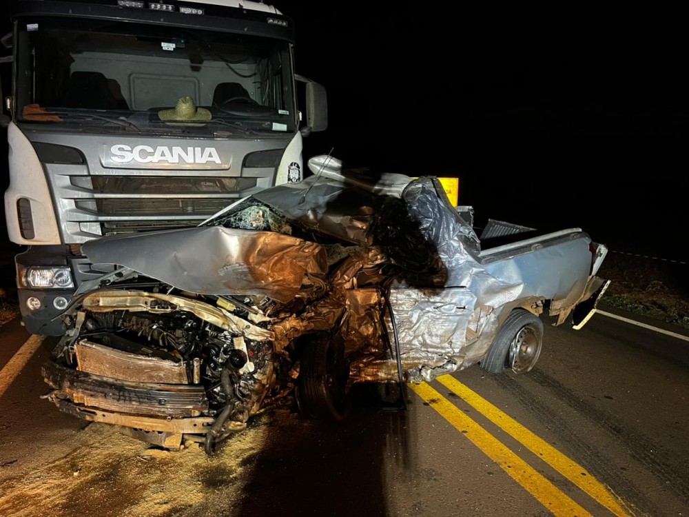 Acidente grave entre Palotina e Francisco Alves deixa duas pessoas mortas