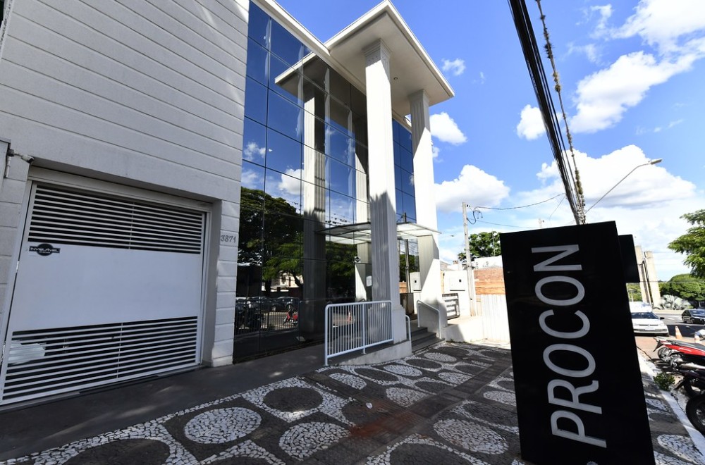 Capacitação fortalece atendimento e desburocratiza serviços no Procon de Umuarama