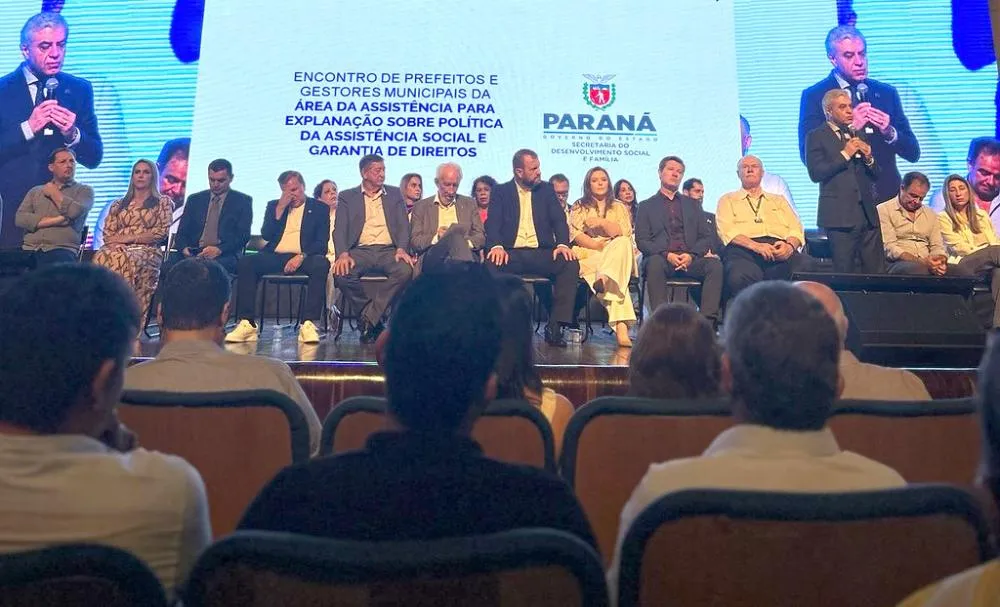 Encontro capacita gestores para acesso a recursos para assistência social