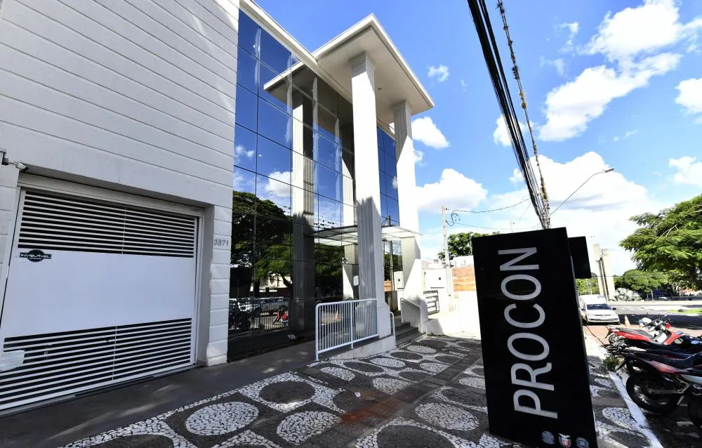 Procon terá mutirão para renegociação de dívidas na Semana do Consumidor