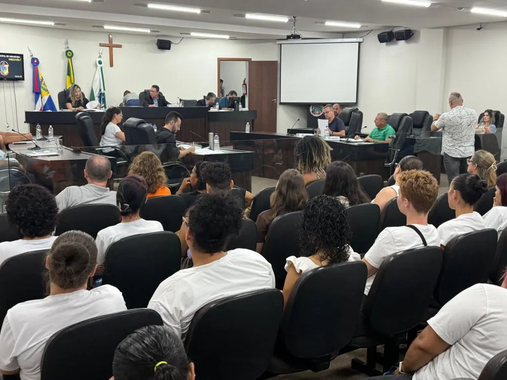 Vereadores aprovaram em sessão extraordinária reajuste do funcionalismo municipal