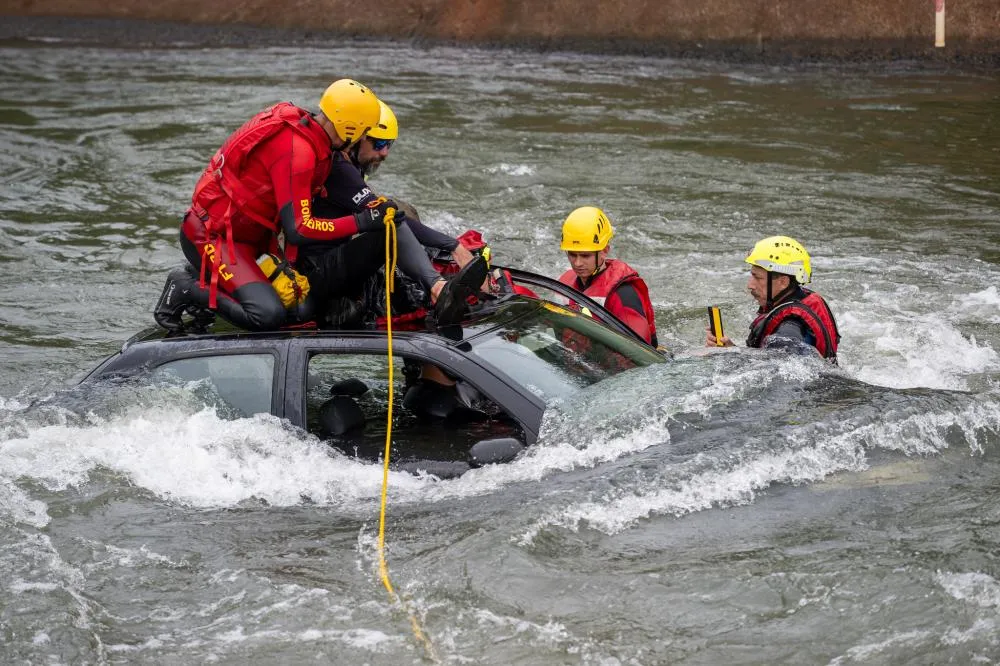 Itaipu e Corpo de Bombeiros do Paraná realizam treinamento de resgate na usina