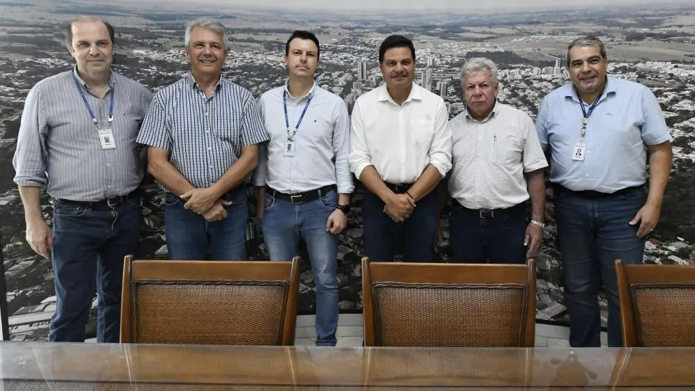 Secretário de Estado assina convênio de R$ 6 milhões para infraestrutura em Umuarama