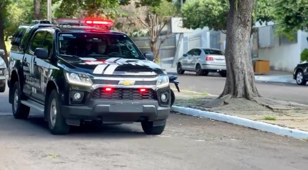 Adolescente envolvido em assalto é internado por força de ordem judicial 