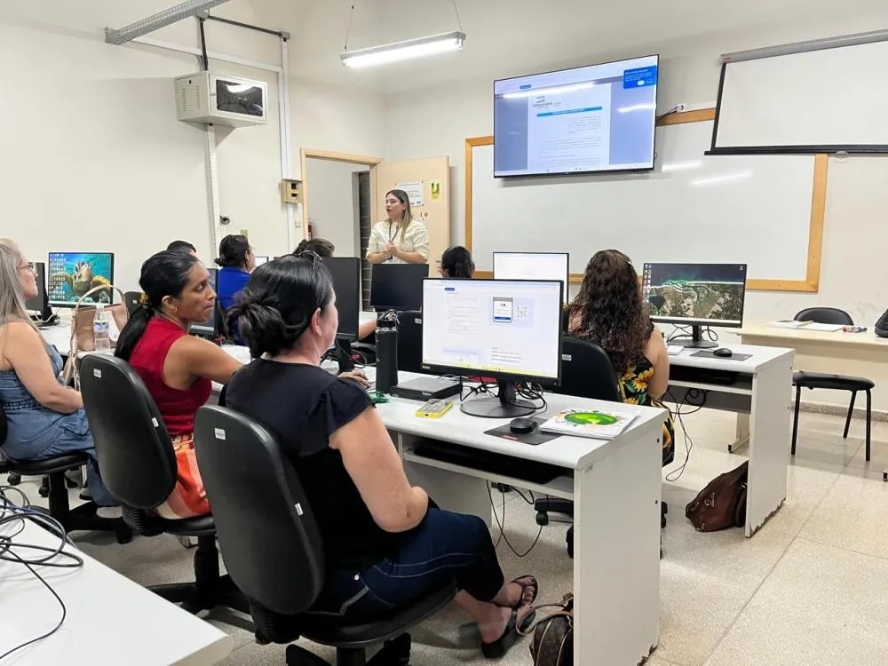 Curso fortalece ensino de Matemática na base diversificada no ensino de tempo integral