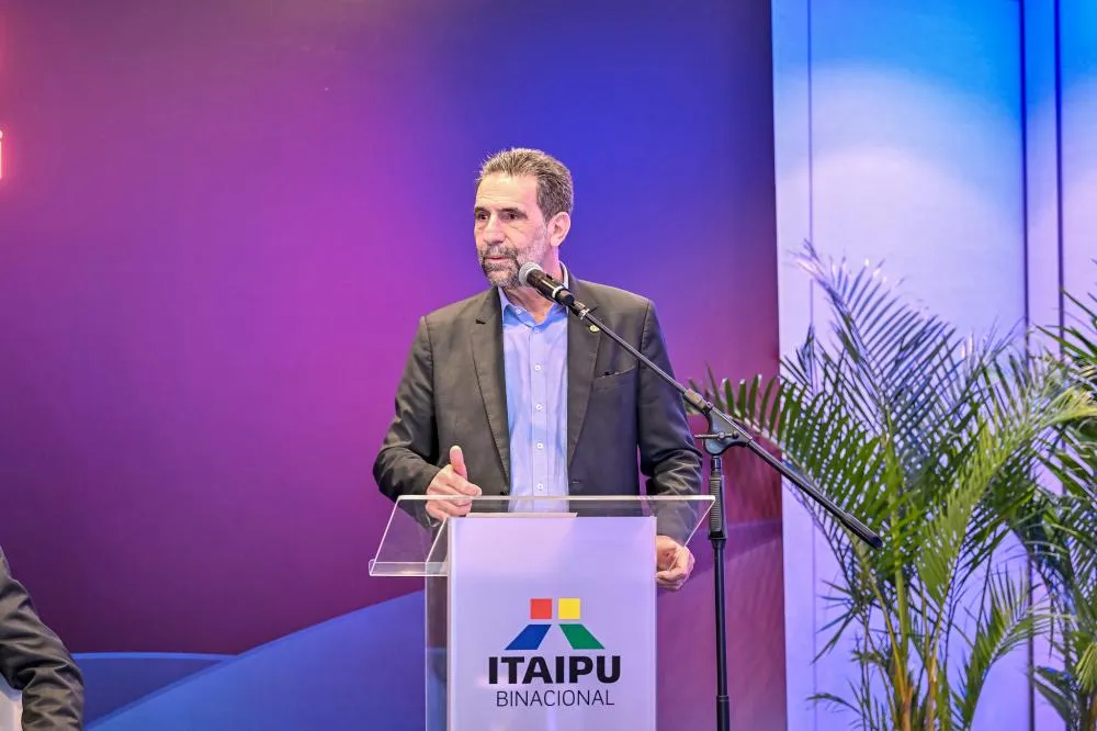Diretor-geral brasileiro da Itaipu participa de Fórum de Líderes em Energia