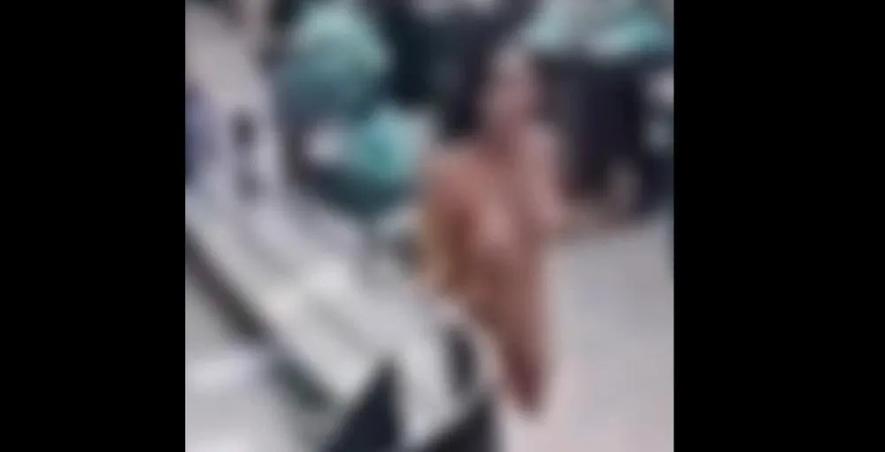 Travesti fica ‘pelada’ em supermercado após discussão em Umuarama