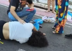 Polícia procura por pick-up que atropelou mulher na Praça dos Xetá e que teve a placa anotada 