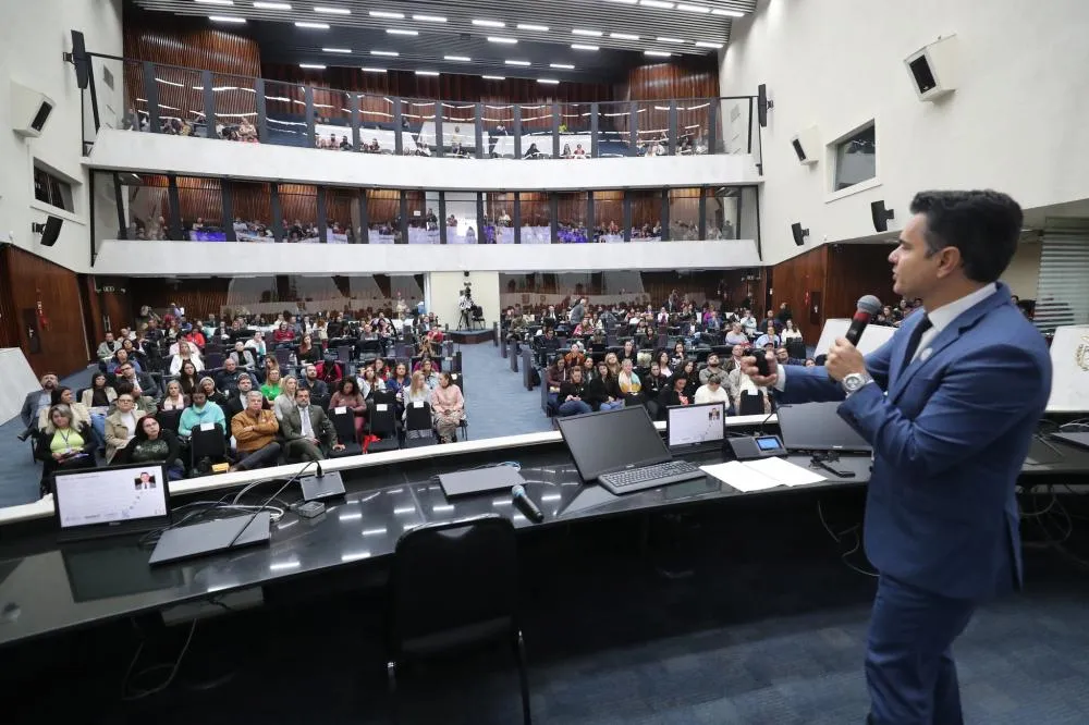 Assembleia encerra seminário com foco em captação de recursos