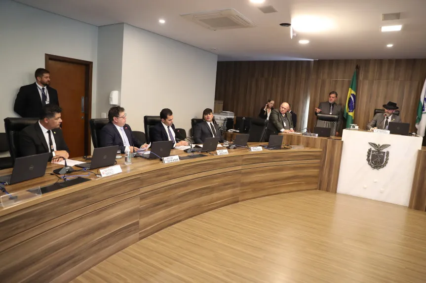 Polícia Penal e direitos da mulher avançam em Comissão na Alep