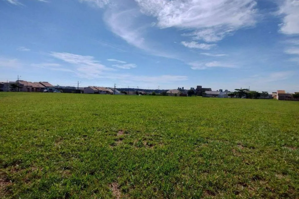 Terrenos para 40 novas escolas já estão registrados em nome do Estado