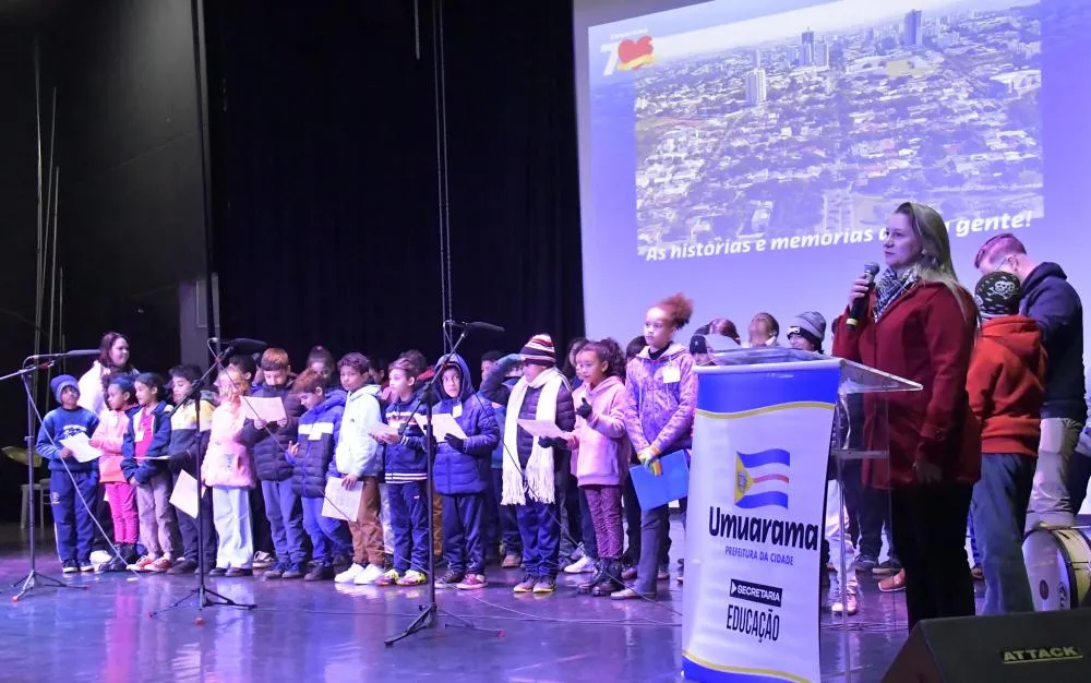 Educação realizou mostra cultural comemorativa aos 70 anos de Umuarama