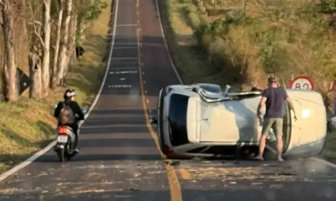  Motorista morre após capotar carro na rodovia entre Tapira e Nova Olímpia